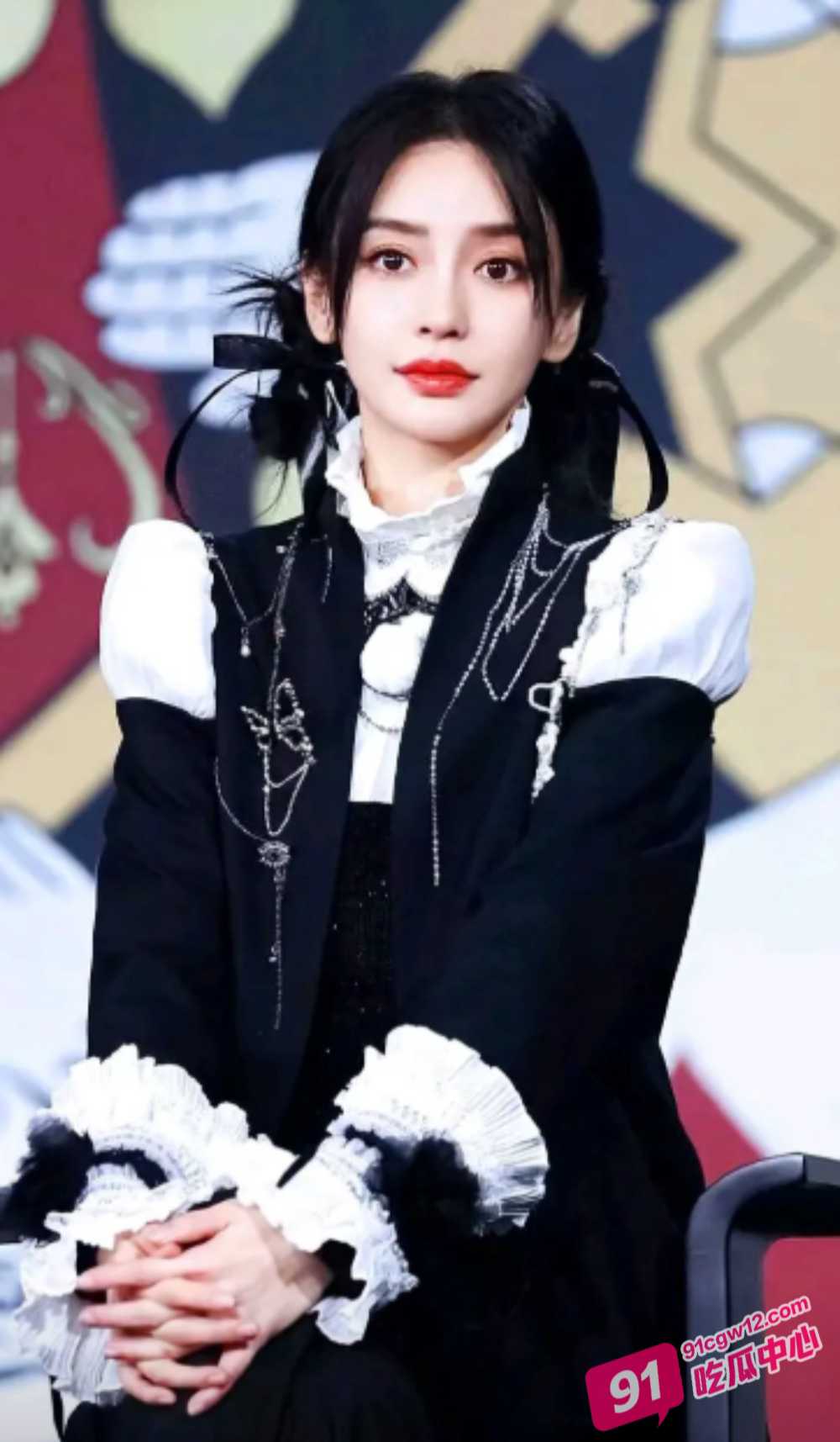 AI明星换脸杨颖 Angelababy 舞蹈生的一字马诱惑 配图3
