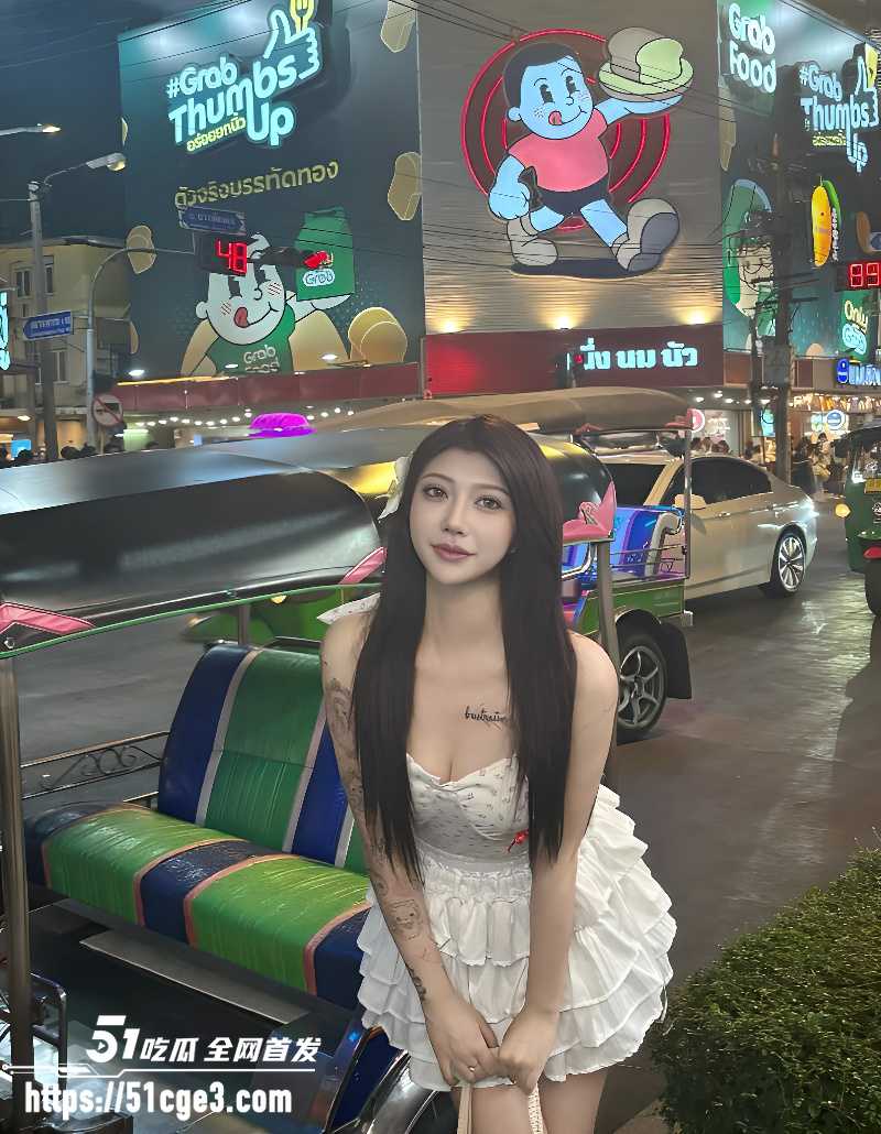 花臂小网美 肉包 早期与男友性爱私拍 3