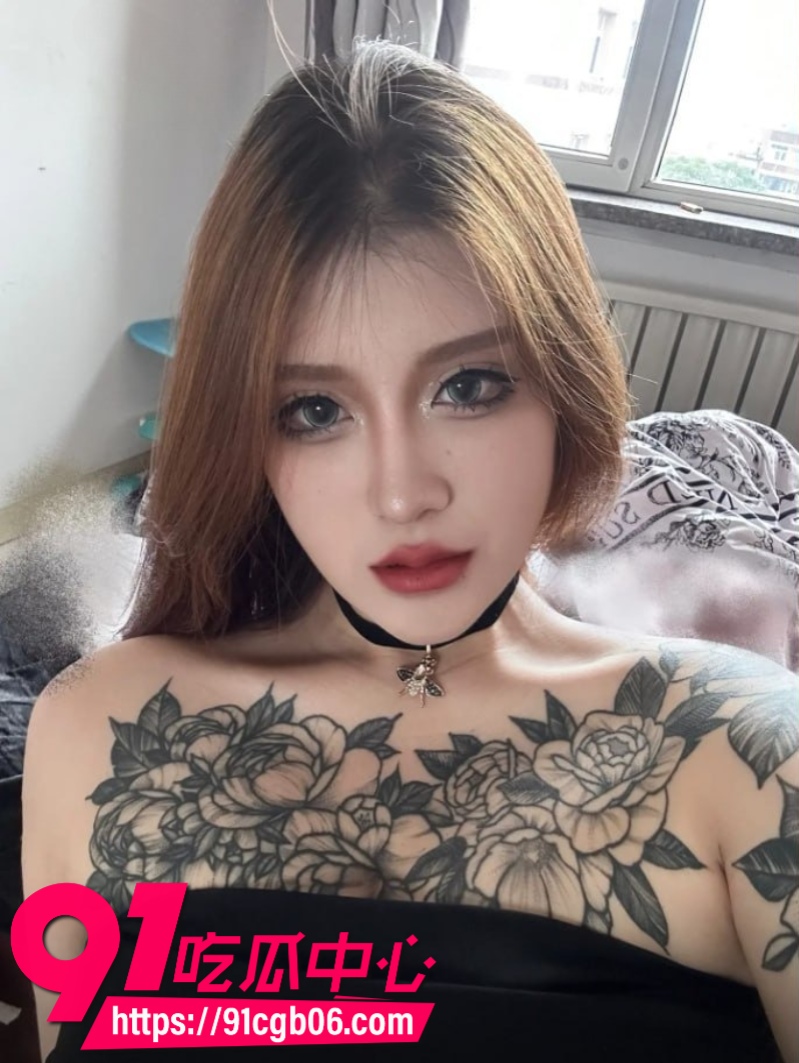 快手女网红迷人大野驴和榜一大哥线下约炮3改 快手女网红迷人大野驴和榜一大哥线下约炮3改