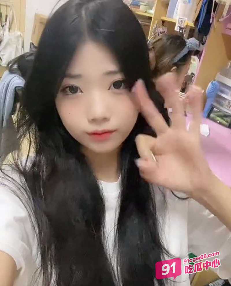 香港珠海学院拜金女杨璐 背着男友做外围被发现 曾经脚踏5只船！ 配图4