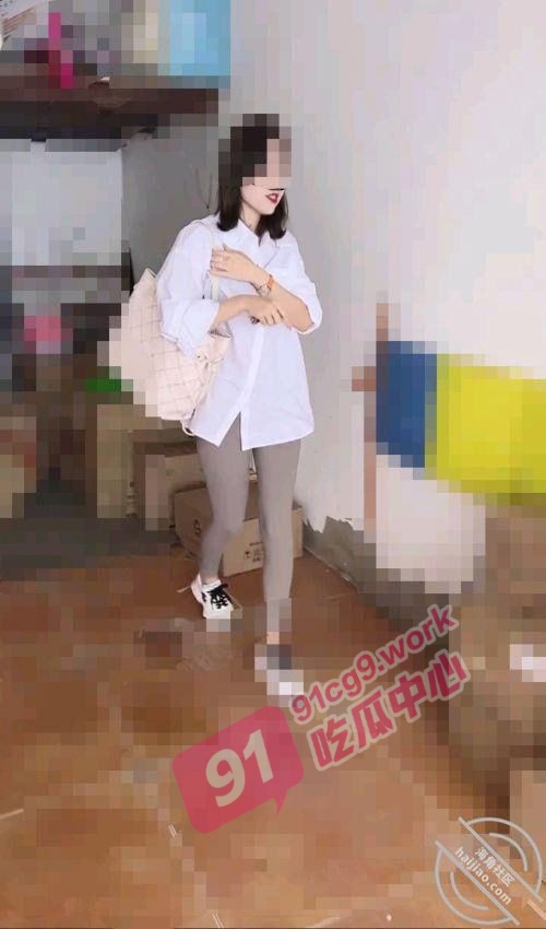 乱伦推荐～黑丝袜俏舅妈 我想杂耍就杂耍！