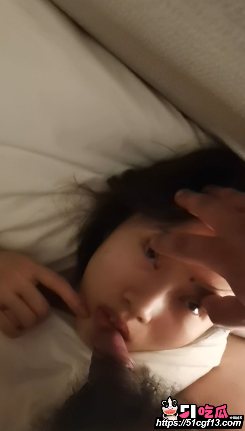 MJ大神胖哥迷玩迷奸孙小妹03 MJ大神胖哥迷玩迷奸孙小妹03