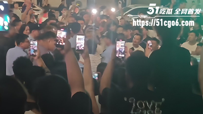 河北某女主播出轨榜一大哥 2