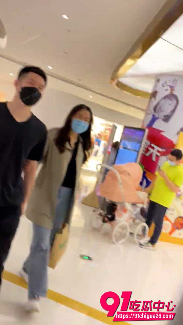 商场偷拍2