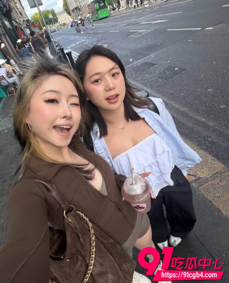 推特福利姬 保重千千万6