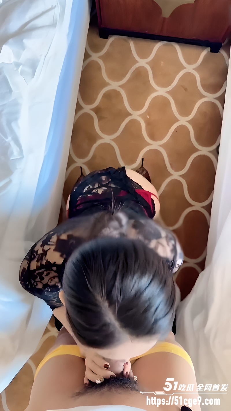 肉臀果儿性爱视频 5