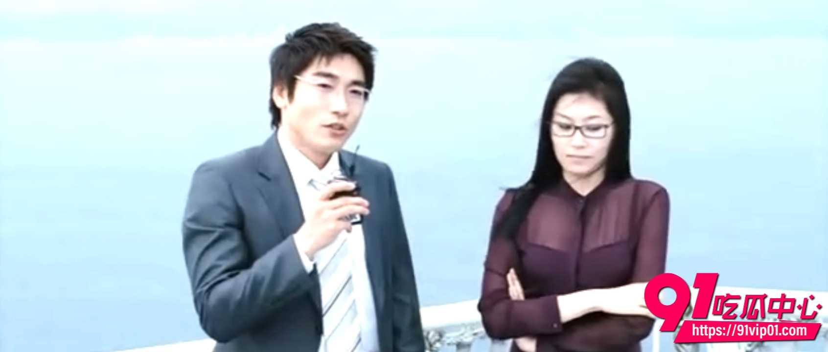 韩国三级片女教授的隐秘魅力 女教授恩淑隐秘魅力大爆发 跟制作人漫画家玩火辣暧昧 韩国三级片女教授的隐秘魅力 女教授恩淑隐秘魅力大爆发 跟制作人漫画家玩火辣暧昧