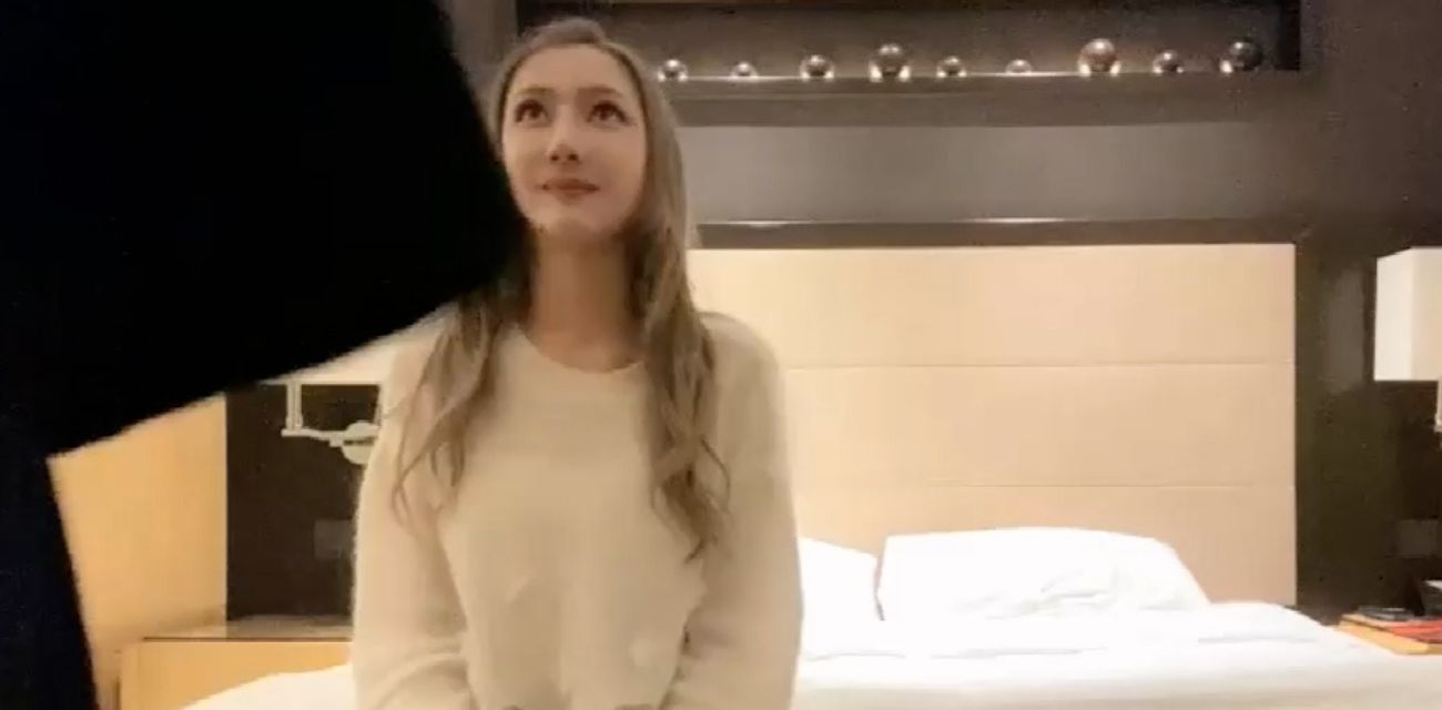 高素质甜美大奶妹子舔屌口交 上位骑坐后入猛操 抬屁股抽插高潮喷水