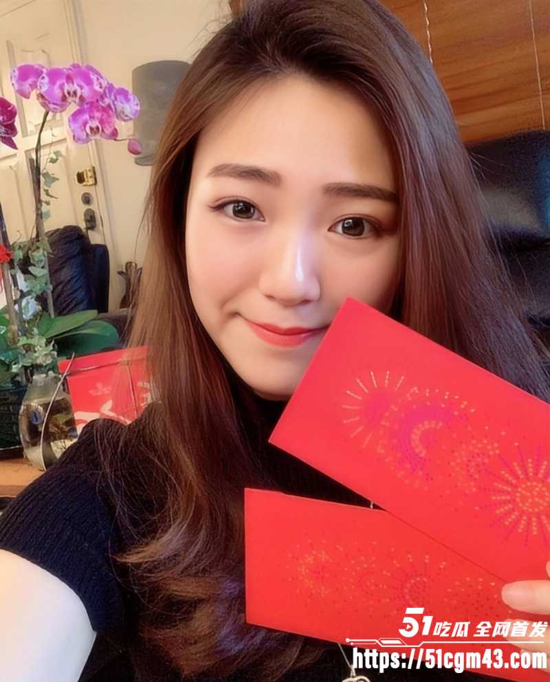 女教师出轨被调教喝尿01 女教师出轨被调教喝尿01