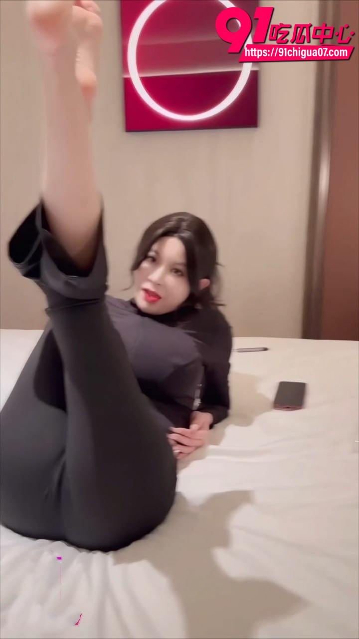 巨乳教练紧身瑜伽裤做爱2 巨乳教练紧身瑜伽裤做爱2