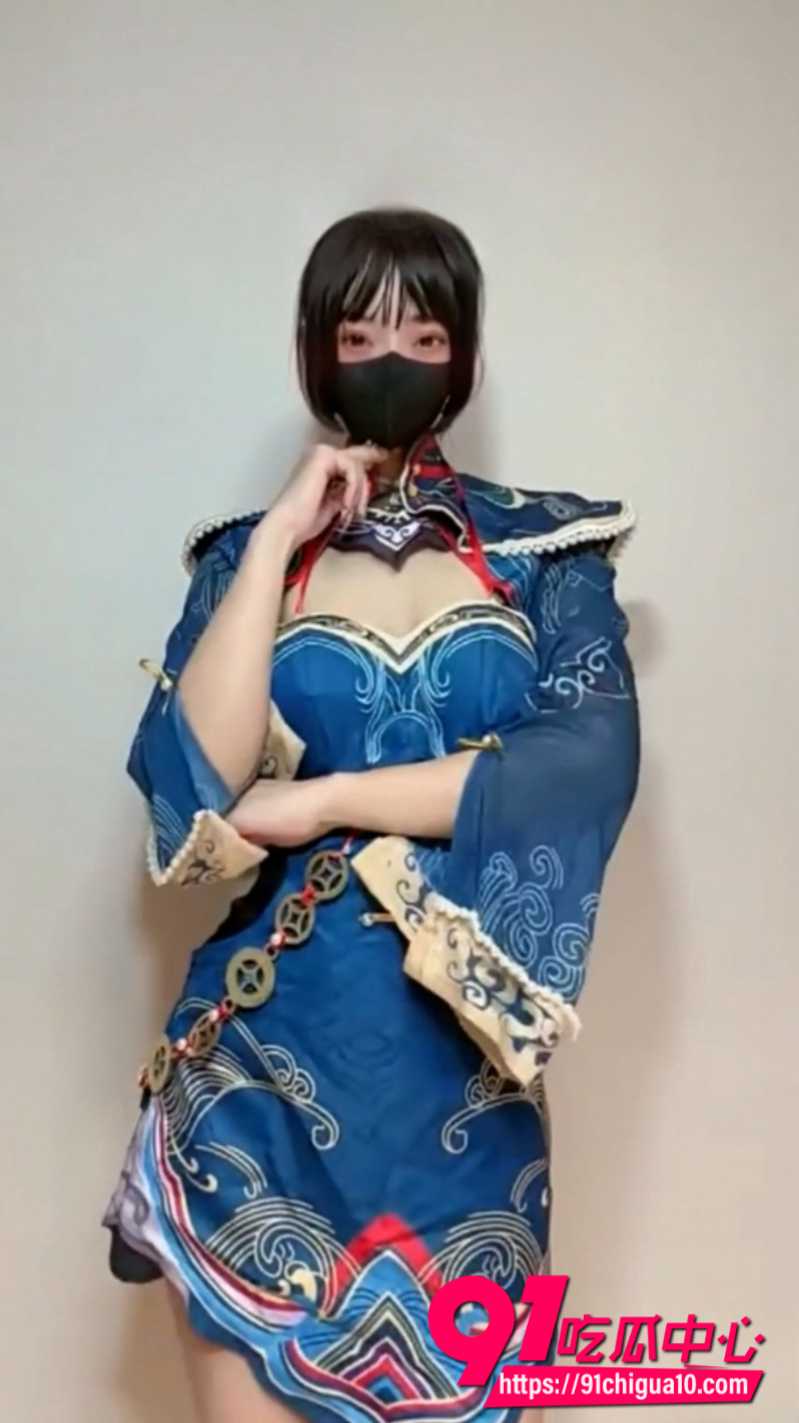 极品推特福利姬阿黑颜琪宝哟魔鬼身材cos旗袍学生装塞跳蛋 自慰抠逼湿透高潮喷水!