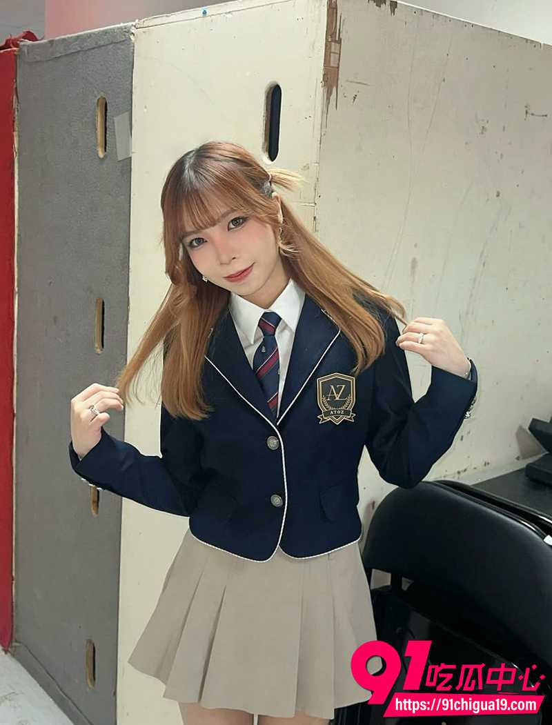 金发大学生蕾蕾 2