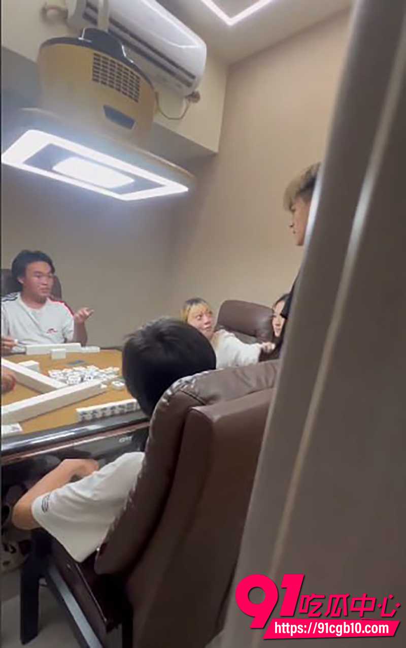 10男子化身拳王 7