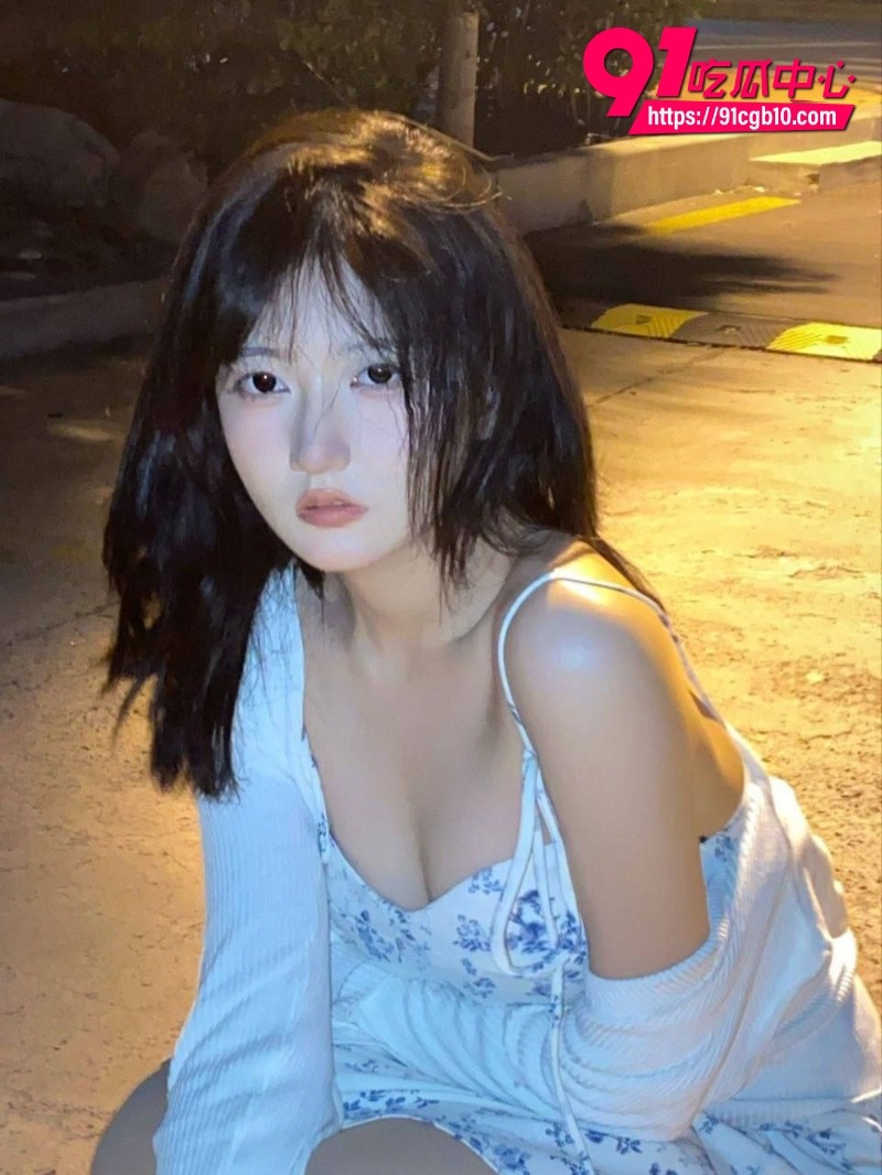天津美院里面稍微有点名气的小网红视频曝光2 天津美院里面稍微有点名气的小网红视频曝光2