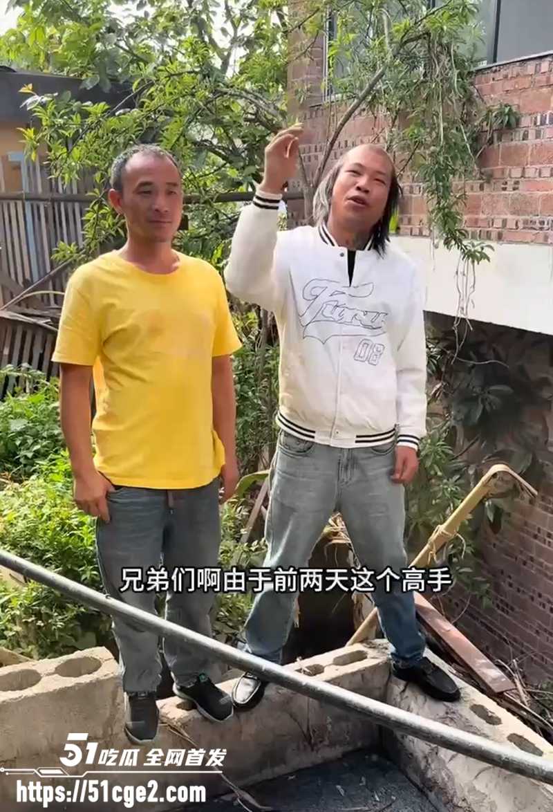 火云邪神5万赞跳粪坑视频流出 1 拷贝