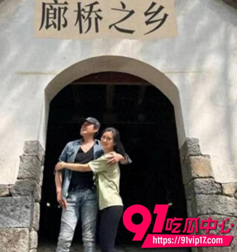 咆哮帝马景涛的择偶标准只找小自己20岁以上的前妻直播跟现任撕逼13