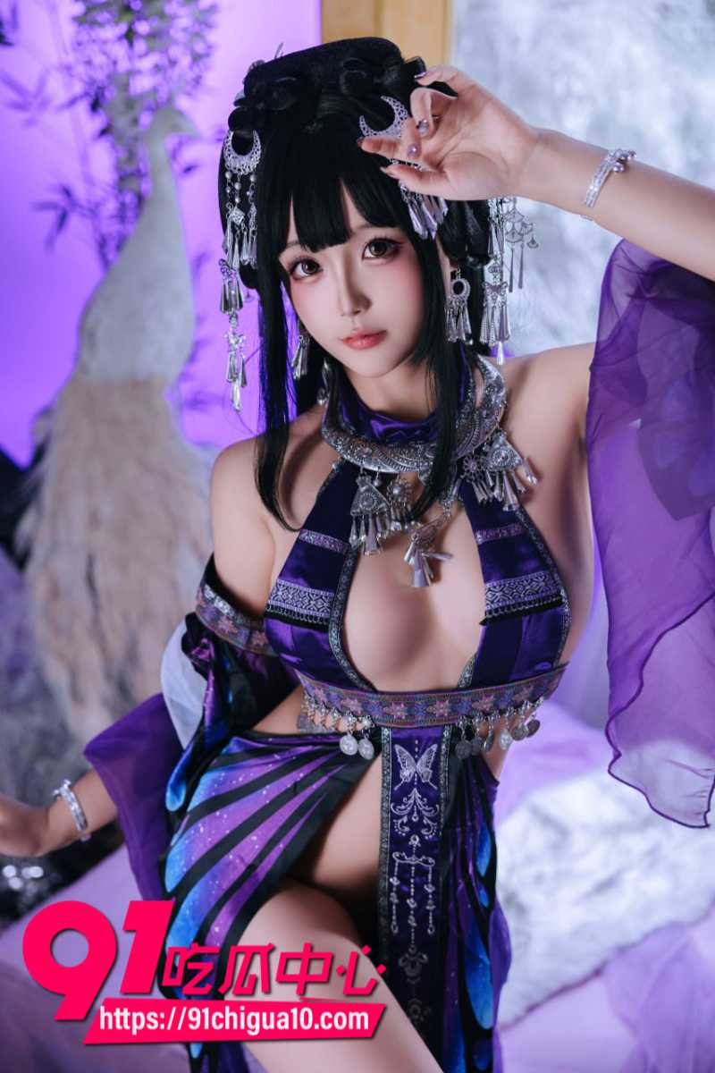 白嫩福利姬 日奈娇 身穿苗疆巫女COS服 给土豪定制的大尺度福利视频曝光