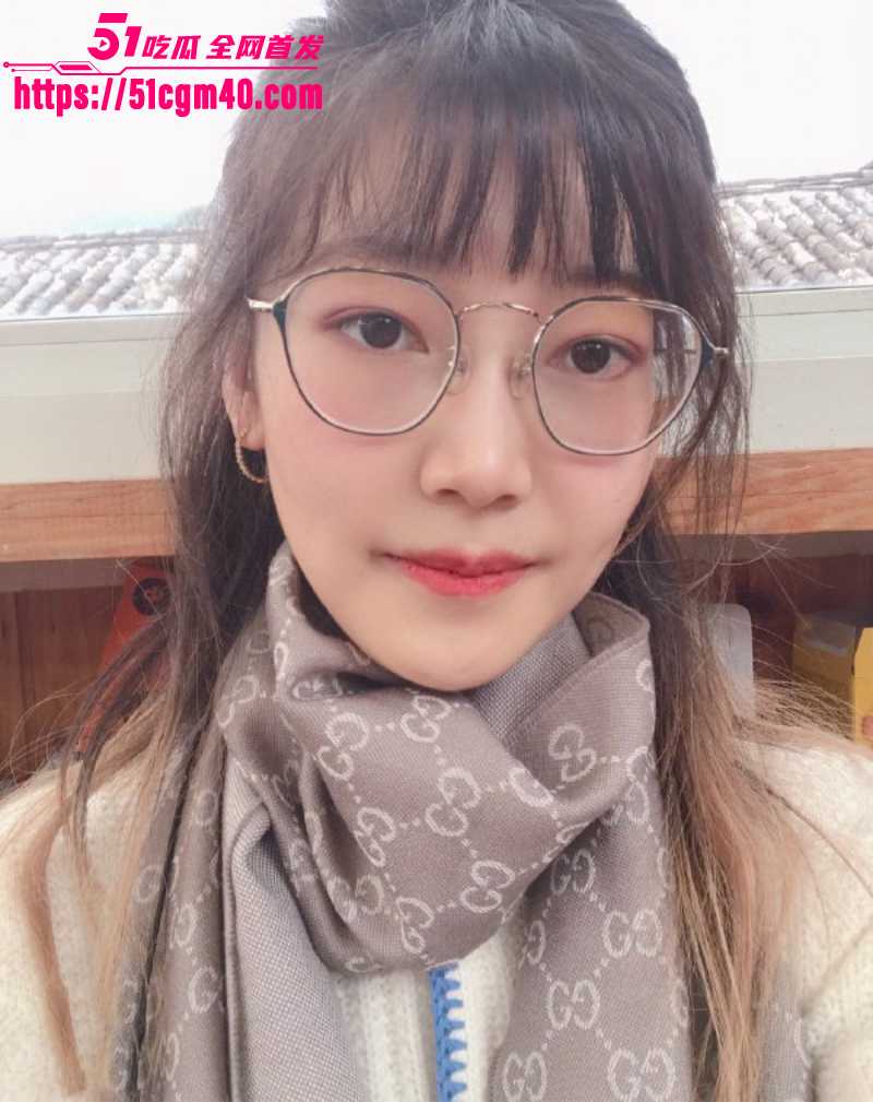 山东女大 孙晓文 露脸性爱实录 2