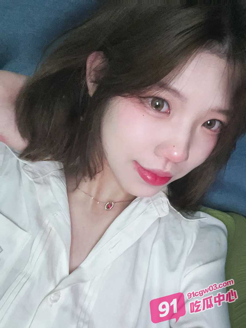 推特反差萝莉钰子泄密 丰乳翘臀让人无限遐想 骚气逼人观感极佳！ 配图