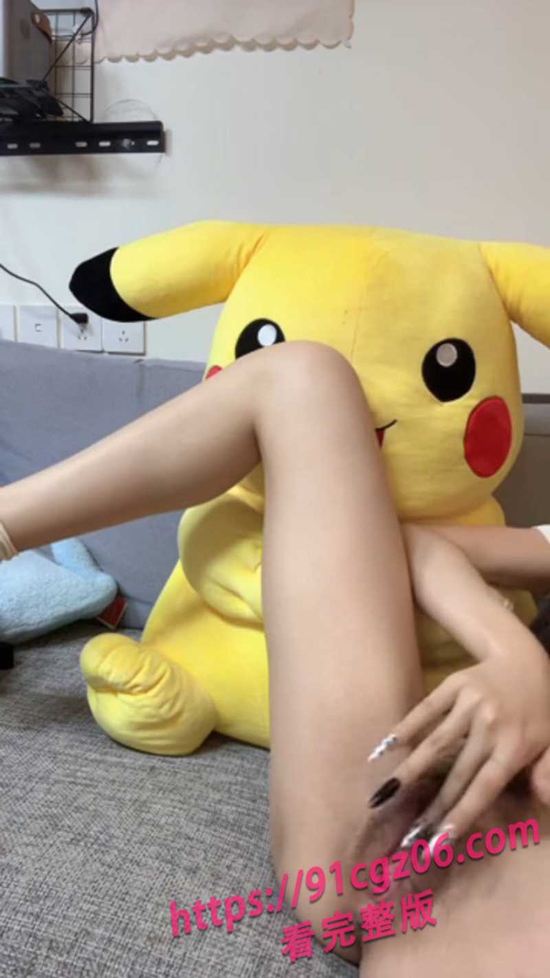 极品反差婊自慰3素材水印版