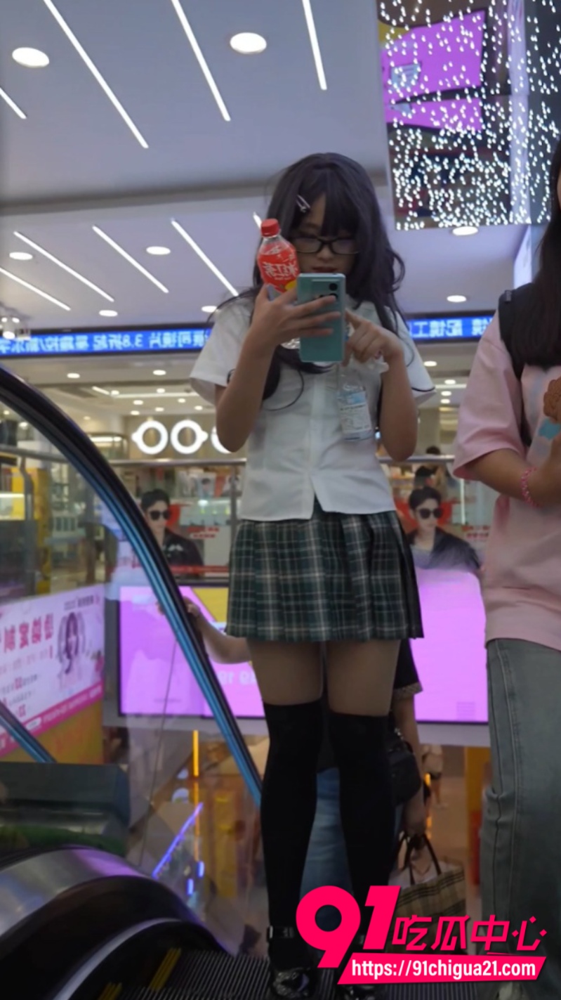 商场JK制服小姐姐2