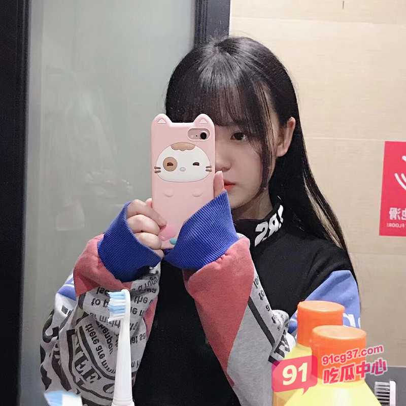 山东师范大学美伢 身穿多种情趣衣诱惑男伴 翘起肥臀不停挑逗 真欠干啊！