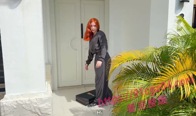欧美Coser女神SweetieFox新作火了!红发肛交视频太撩人