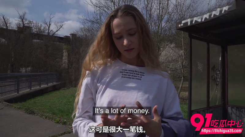 捷克街头搭讪 偶遇金发俄罗斯妹 假装英语老师教学英语 上头被带去车库爆操！