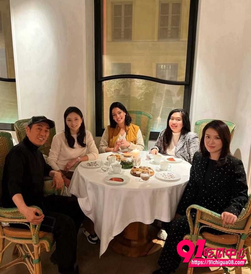 网传狗仔爆料张艺谋存在私下追求宋祖儿北电同学不成改威胁潜规则10