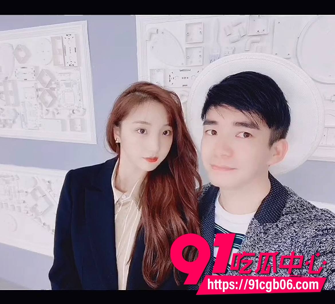 女网红慎婕劈腿闺蜜前男友被男友捶上热搜26
