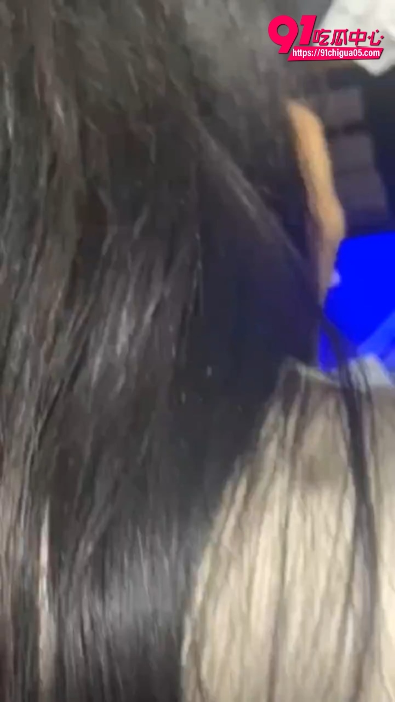 江苏极品骚货 孟琳琳 被有钱人保养 边打电话边做爱 11