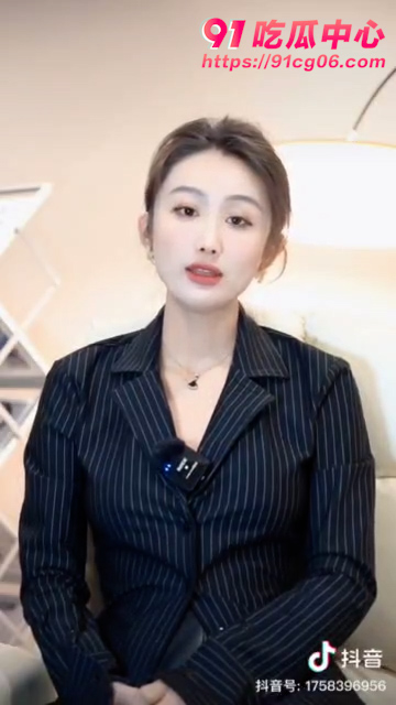 百万粉丝网红律师 葭法 直播换衣走光视频流出 大奶恍恍惚惚超吸睛