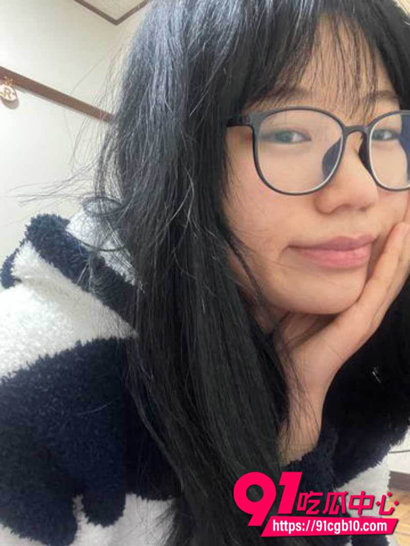 反差眼镜妹女仆3 反差眼镜妹女仆3