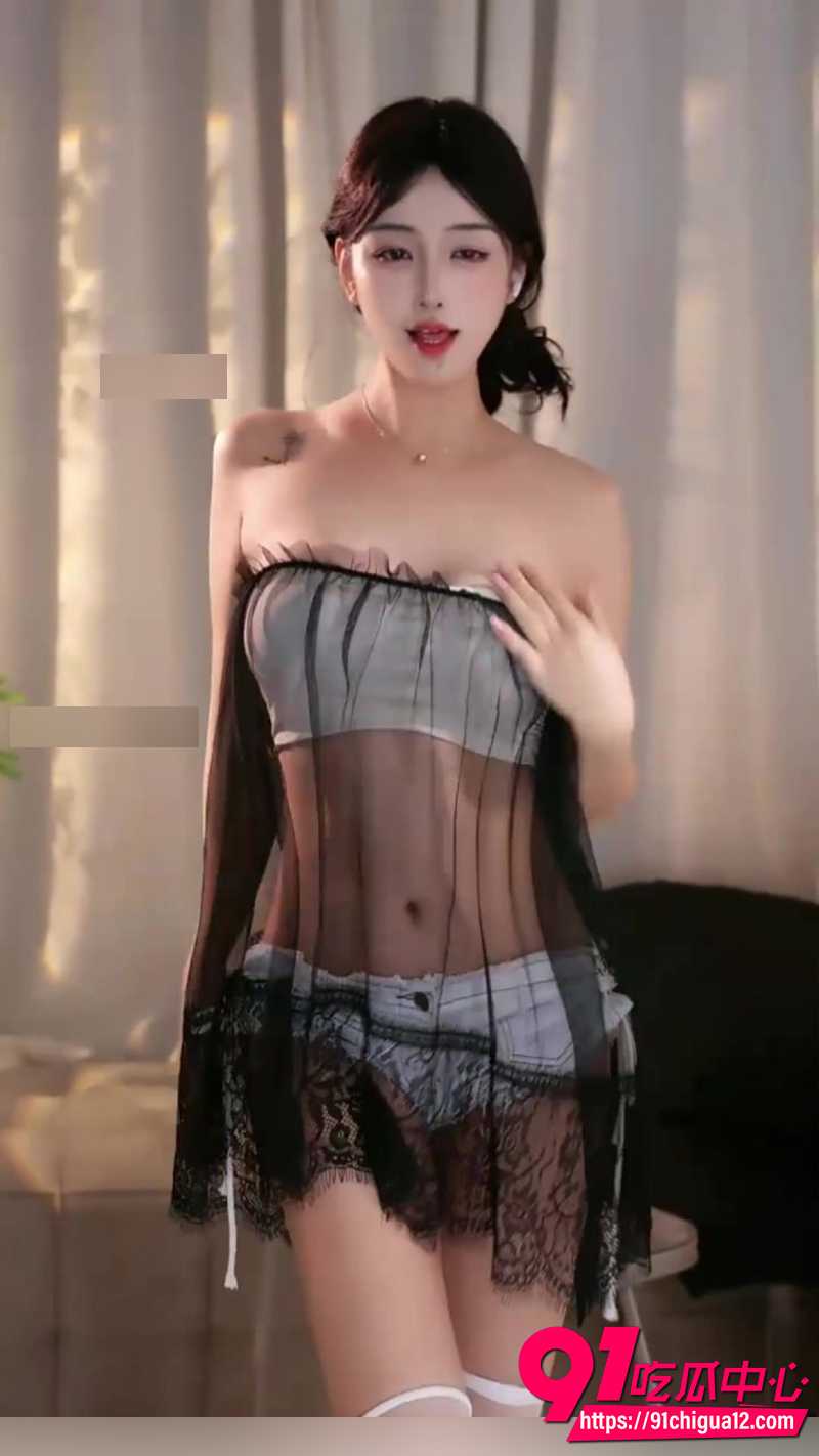 ST站主播 奶龙教主 露点裸舞大秀 多种性感制服热舞 巨乳狂摇诱惑爆棚!