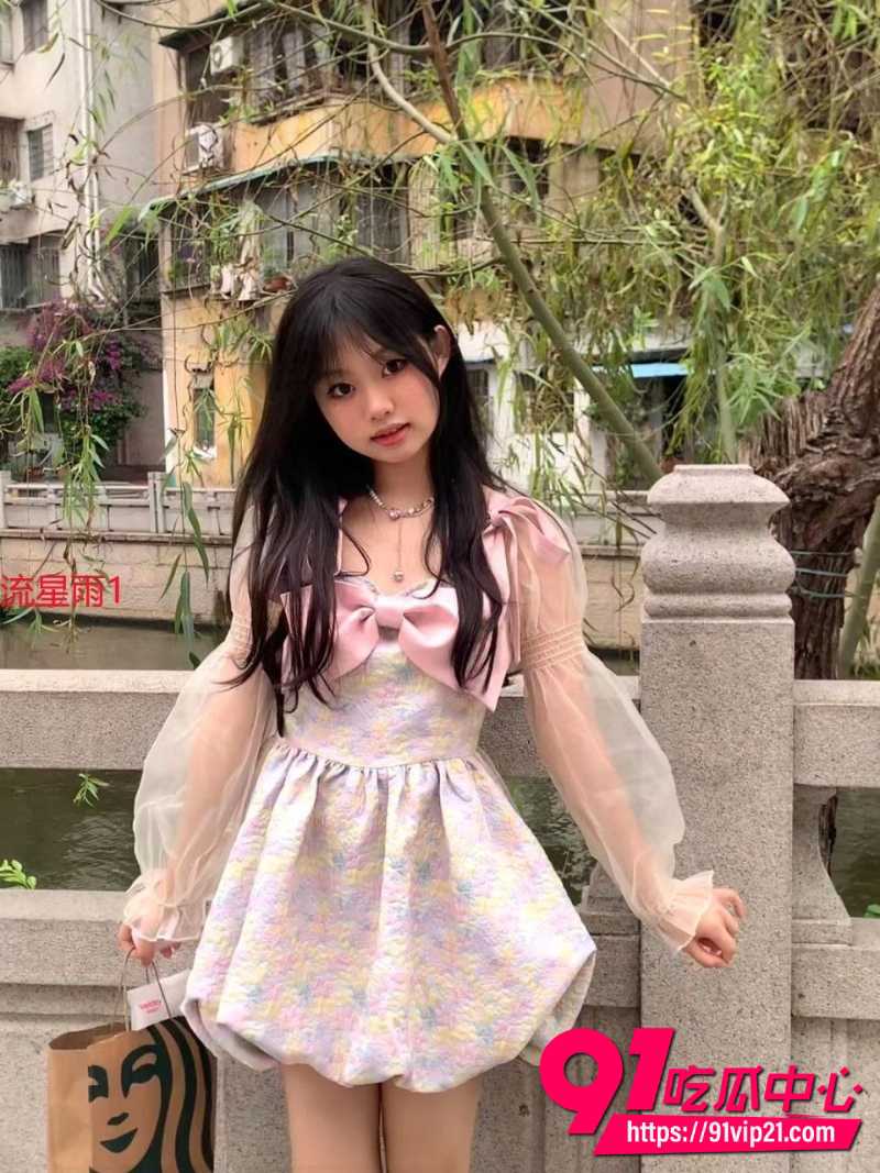 西南科大中文系林诗涵11 西南科大中文系林诗涵11