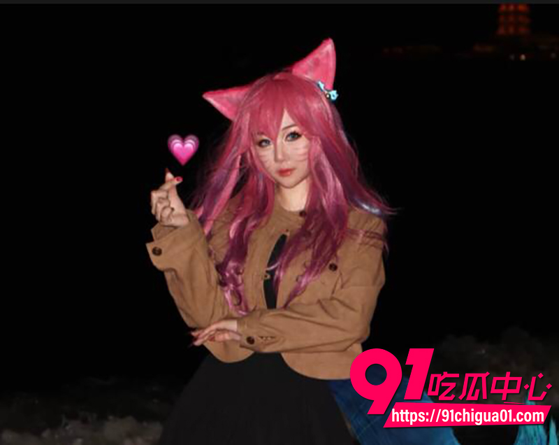 山东烟台某老师网盘泄密 原本是COS圈的清纯女神 却背着老公和网友约炮!
