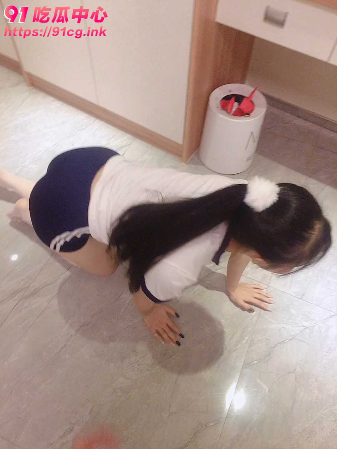 怎样获得一只母狗?--前凸后翘骚母狗 什么样的条件能领养一只