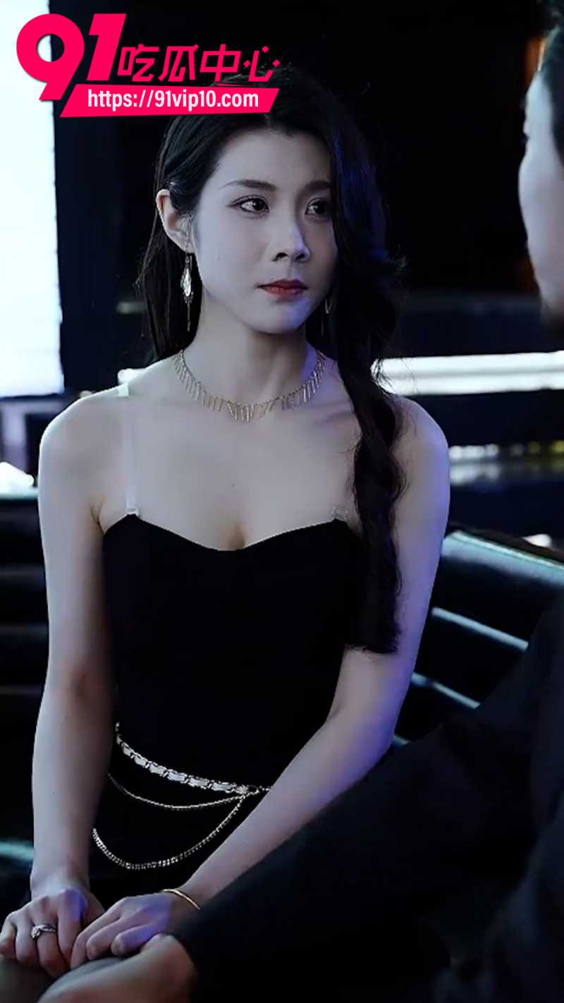 国产擦边短剧来自干女儿的按摩3 国产擦边短剧来自干女儿的按摩3