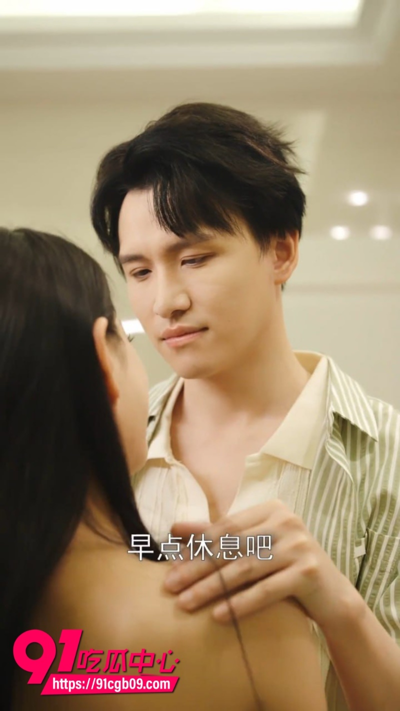超诱惑擦边短剧 她的婚外夫人4 超诱惑擦边短剧 她的婚外夫人4