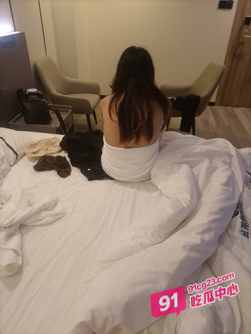 深圳宝华驾校女学员献身事件 教练酒店以身教导 这车技贼溜！ 配图3