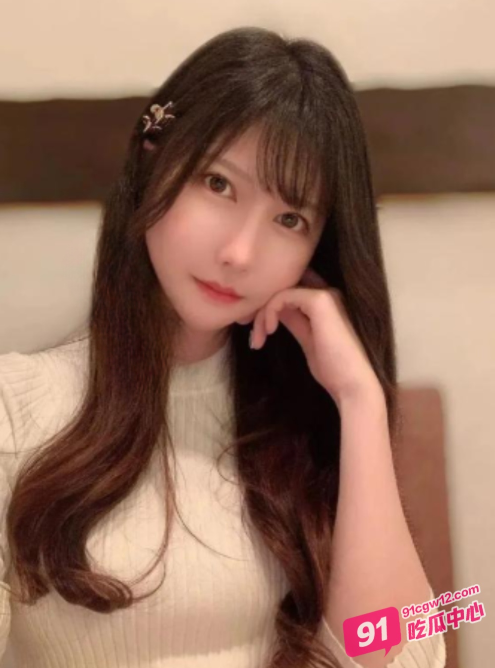 小叔子“点外卖”约到弟媳？从跪舔深喉服务开始 骑乘的快感让骚弟媳陷入疯狂 配图