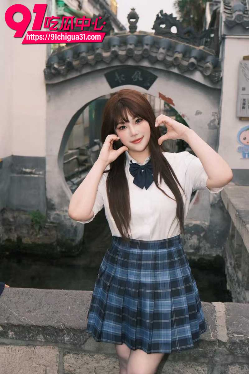 山东烟台女大学生张怡 就读于常德文理学院 小母狗在校期间下海卖淫视频曝光