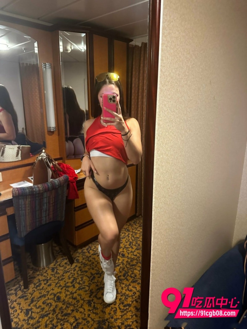 ZoeyAva 拉丁邻家少女 OnlyFans独奏自慰与硬核性爱15 ZoeyAva 拉丁邻家少女 OnlyFans独奏自慰与硬核性爱15