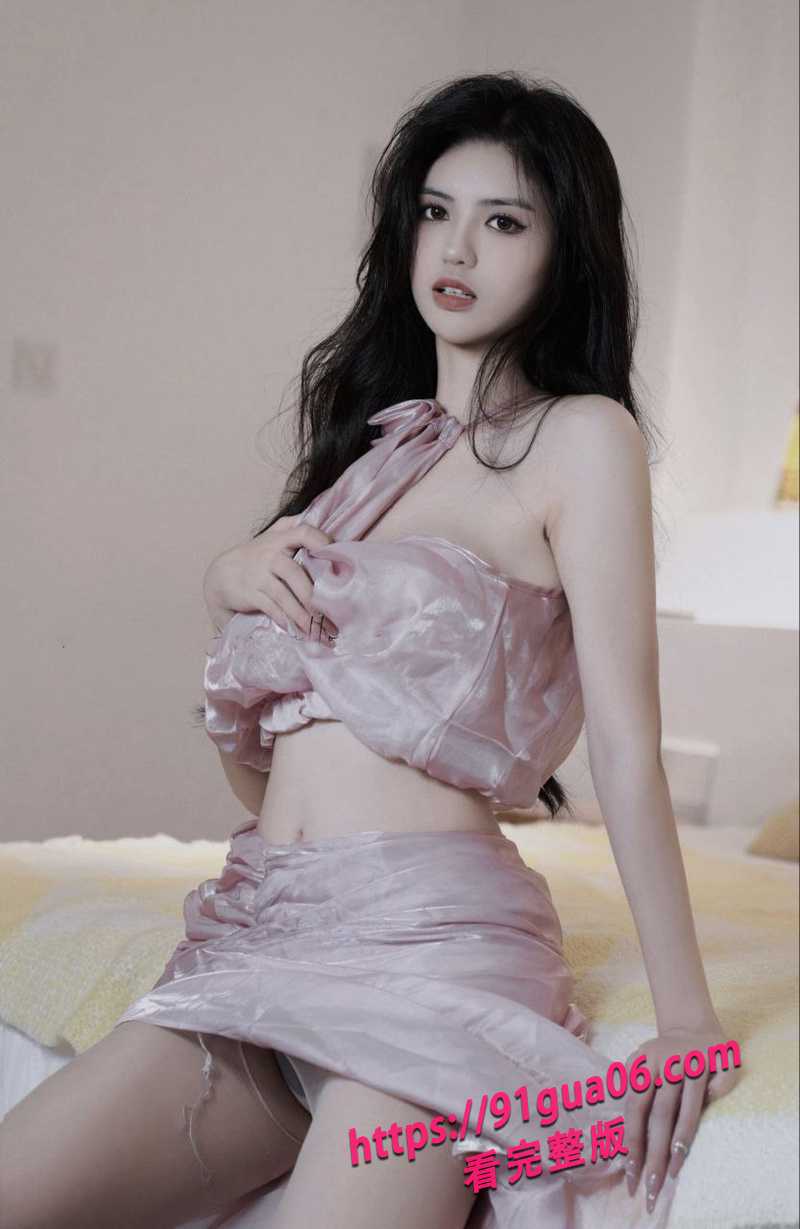 年轻女经理为工作献身03