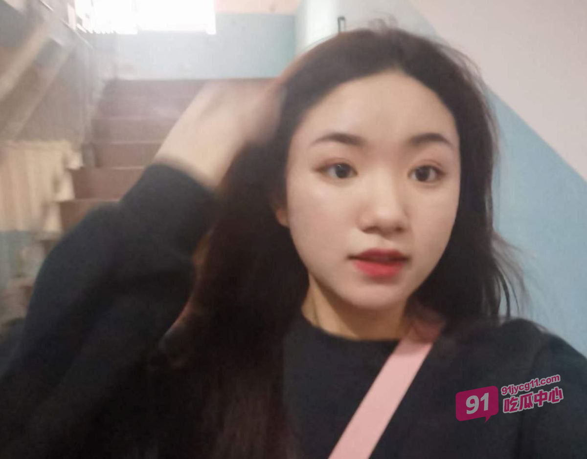 湖南长沙少妇偷情主动送炮 这妥妥的榨精机器啊！