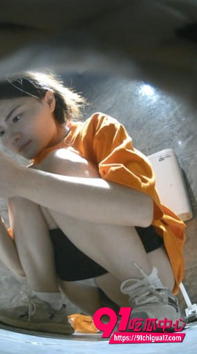 KTV女厕偷拍9