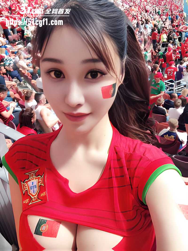 世界杯女球迷高燃漏奶时刻 6 世界杯女球迷高燃漏奶时刻 6