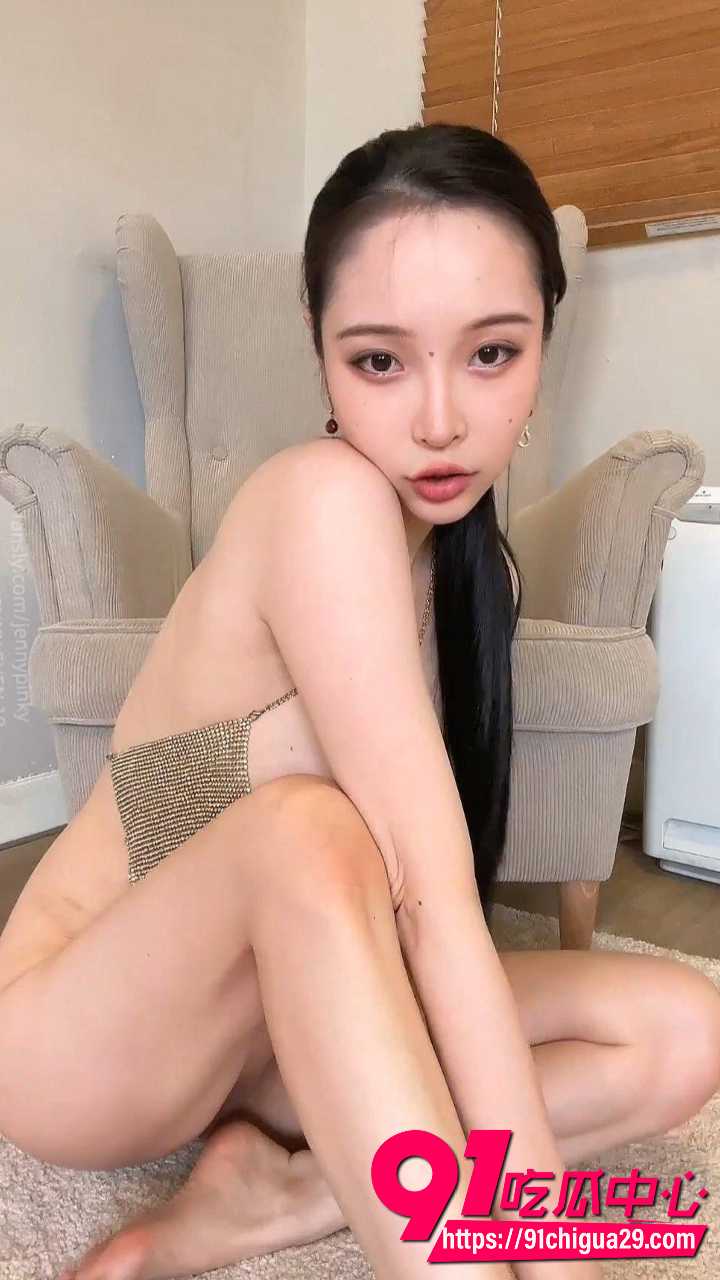 女明星孙禾颐下海拍片 女上位骑乘假屌猛烈抽插 极品美乳肥臀白虎嫩穴全开展示