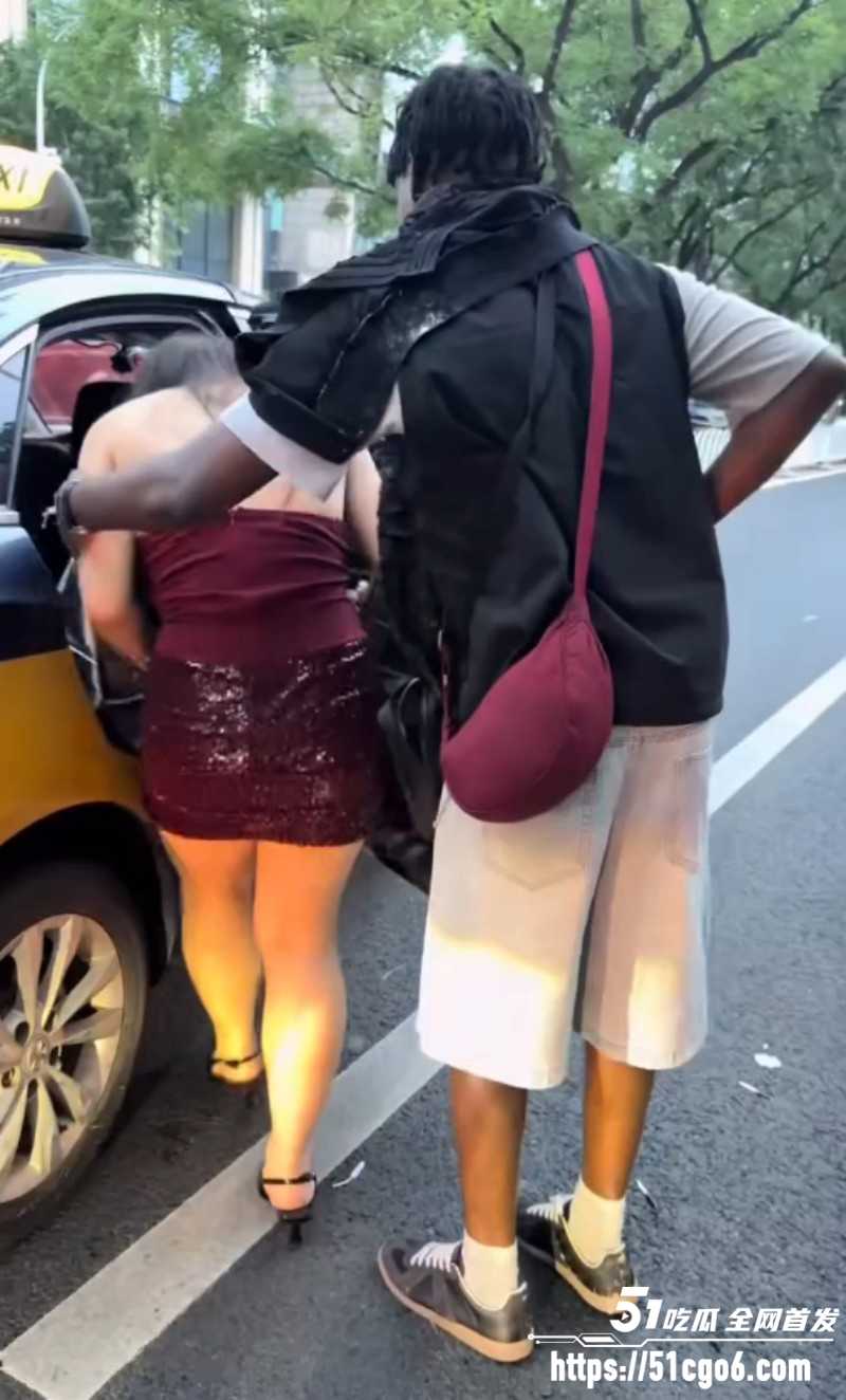 北京已婚少妇倒贴黑人05 北京已婚少妇倒贴黑人05