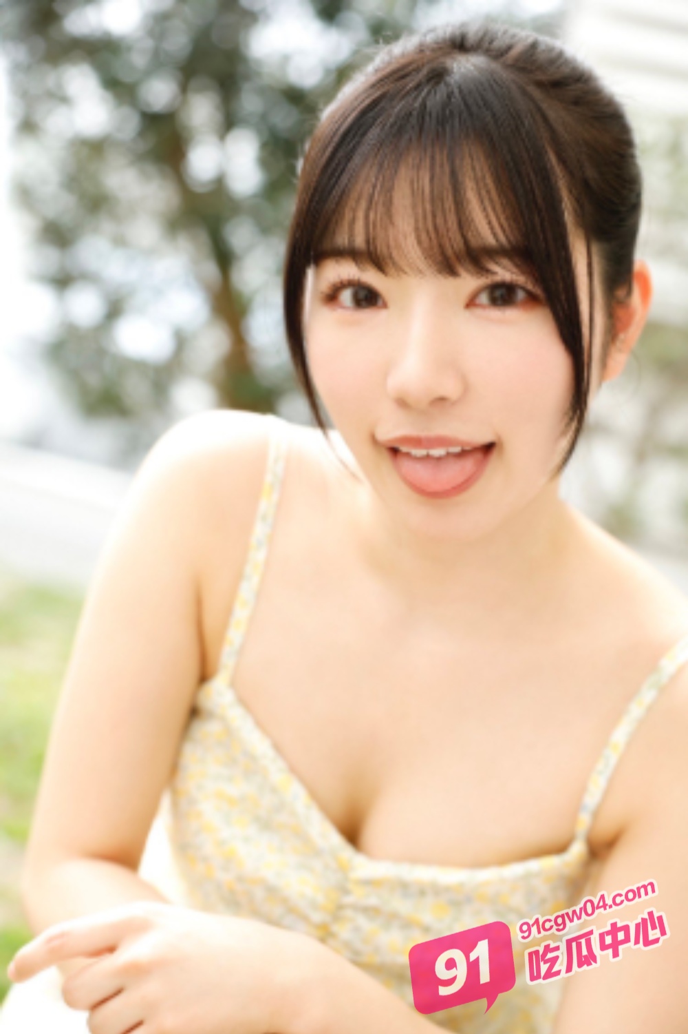 知名女优三滨唯剧情演绎：风俗妹上门陪睡 对方竟是昔日男神 美乳粉鲍惨遭肉棒惩戒